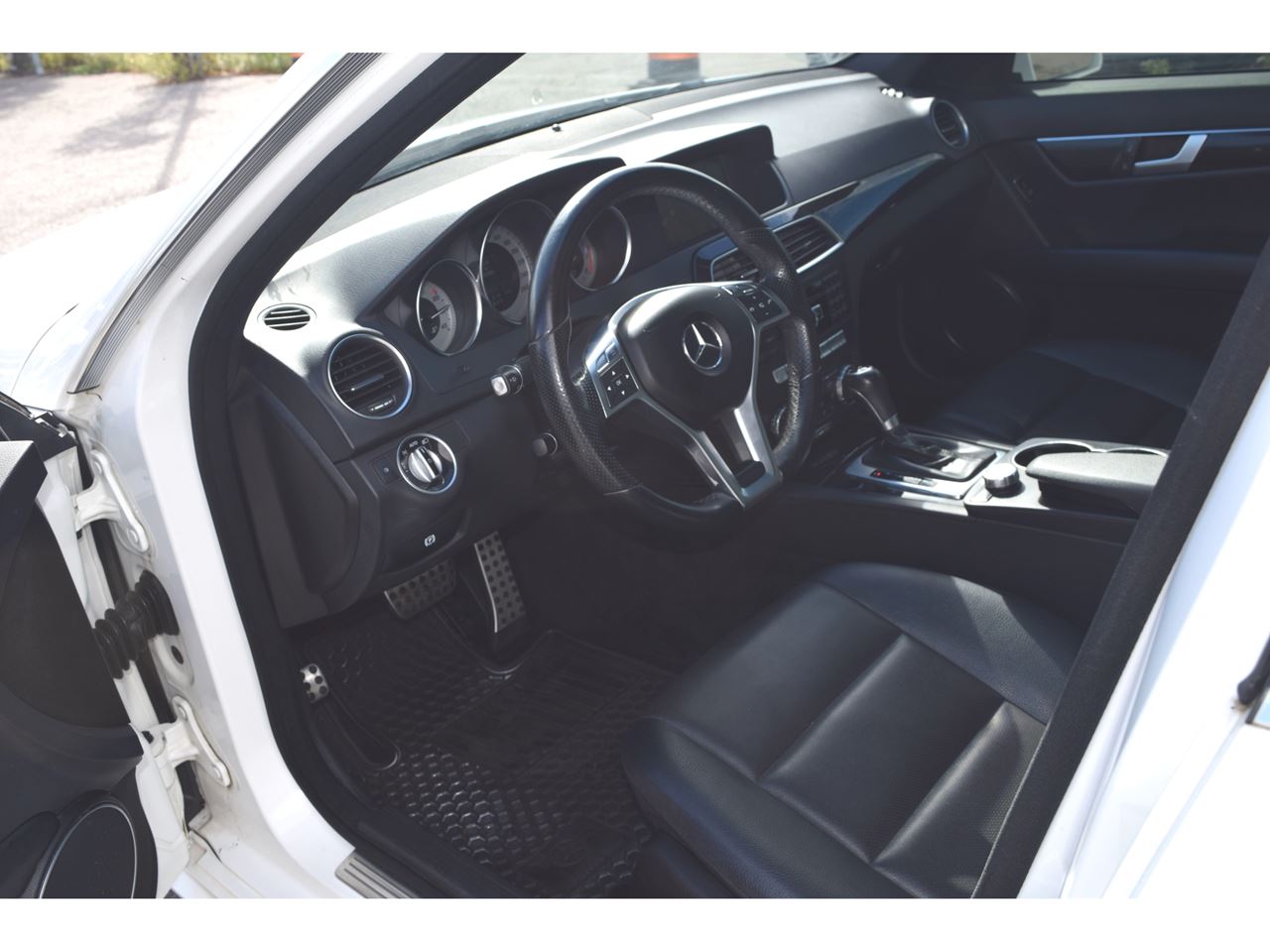 vehicle-image