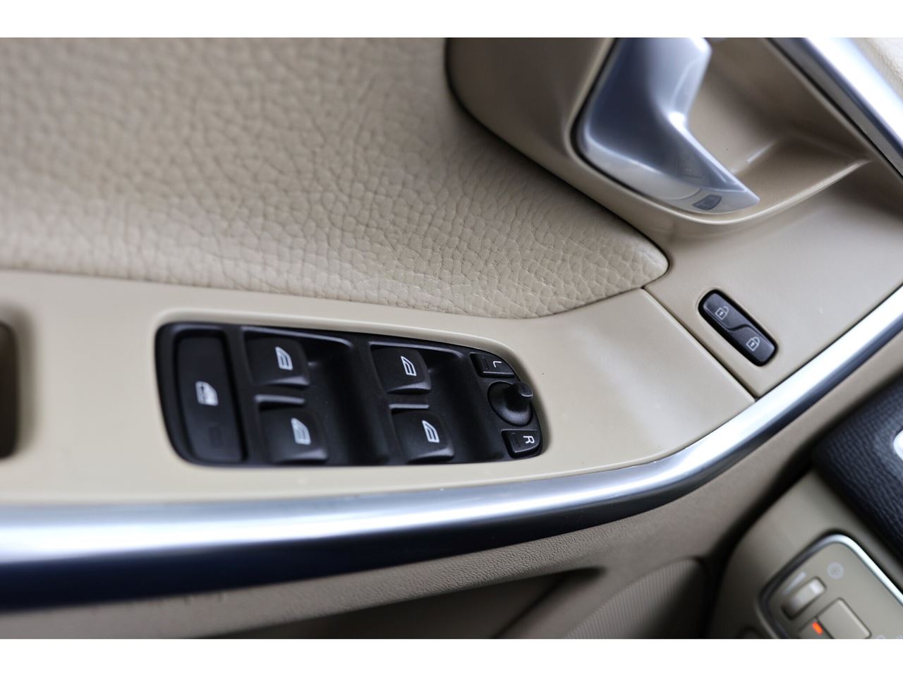 vehicle-image